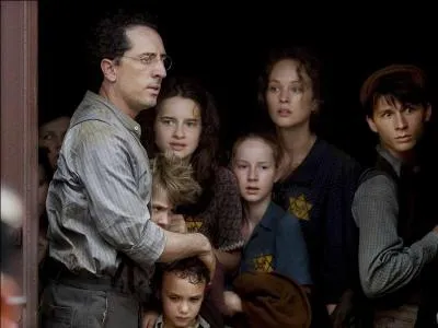 Quel film français sorti au cinéma en 2010 raconte les évènements de juillet 1942 ?