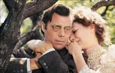 La femme de Von Aschenbach est interprétée par :