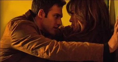 Quelle célèbre chanteuse joue dans "Un voisin trop parfait" ?