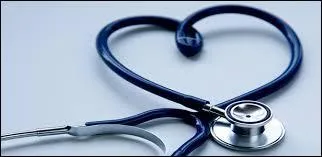 Quel pays est-ce ? Le NHS est son système de santé.