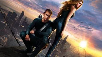 Comment s'appellent ceux qui ont des aptitudes pour plusieurs factions dans "Divergente" ?