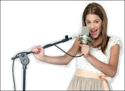 Dans quelle série joue-t-elle ?