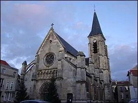 Mon neuvi�me est proche de Paris, au sud, dans le d�partement des Hauts-de-Seine.