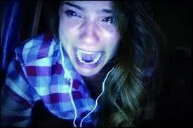 Blaire est alors seule avec Laura. Blaire lui répète qu'elle l'aime, et Laura lui dit qu'elle en est consciente, mais qu'elle s'est aussi moquée. Que va-t-il arriver à Blaire ?