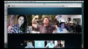 Trois personnes arrivent dans la discussion ; Jess Felton, Adam Sewell et Ken Smith. Pendant ce temps, Blaire discute avec Mitch qui lui apprend quelque chose d'étrange : Laura Barns, la meilleure amie de Blaire, décédée il y a un an exactement, lui a envoyé un message. Via quel réseau social ce message est-il parvenu à Mitch ?