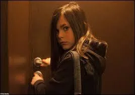 Il a une petite fille du nom d'a. Quel ge a-t-elle ?