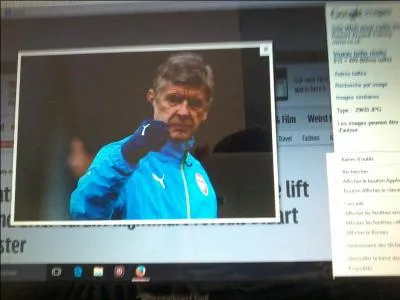 Qui est cet entraneur ?