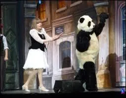 Comment s'appelle la chanson de Chantal Goya o elle fait l'loge de la protection des pandas ?
