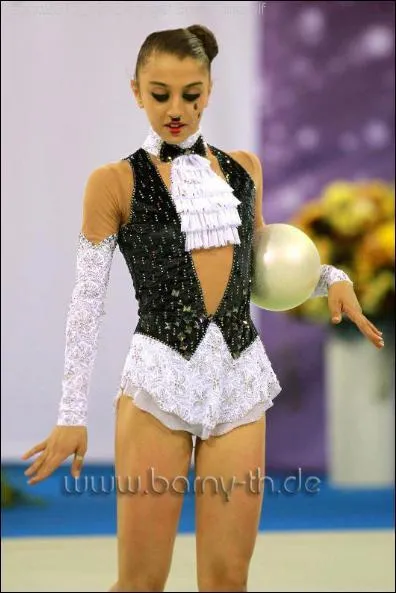 Qui est cette gymnaste ?