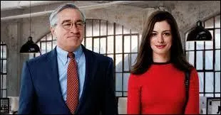 Il arrive aux entretiens ; laquelle de ces questions lui a été posée ?