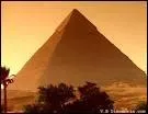 La Grande Pyramide de Khéops est restée la plus haute et la plus vaste construction pendant des milliers d'années.