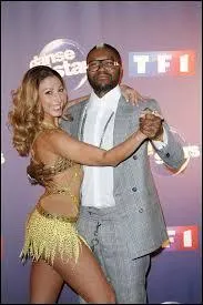 Sa partenaire est...