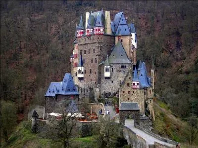 O&ugrave; se trouve ce ch&acirc;teau ?