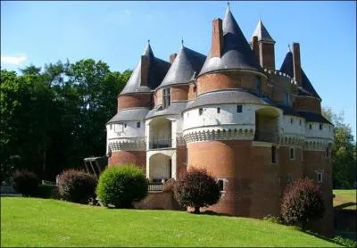 O&ugrave; est situ&eacute; ce ch&acirc;teau ?