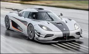 De quelle supercar s'agit-il sur l'image ci-contre ?