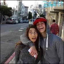 Qui est cette fille ?