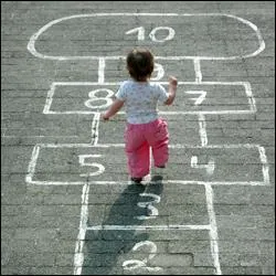 Quelle technique faut-il adopter pour jouer à la marelle ?