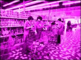 &Eacute;videmment, vous pouviez trouver des magasins sur la plan&egrave;te Pink. Ces derniers &eacute;taient b&acirc;tis &agrave; l'image du tout premier supermarch&eacute; de la plan&egrave;te Terre. Dans quel pays se trouvait-il ?