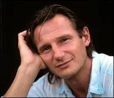 Qui a incarné Oskar Schindler avant de jouer dans les sagas Star Wars, Batman et Taken ?