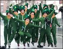 Les irlandais fêtent Saint-Patrick où qu'ils soient dans le monde, et le vert, la bière et le whisky sont de la partie. A quelle date ont lieu ces réjouissances ?