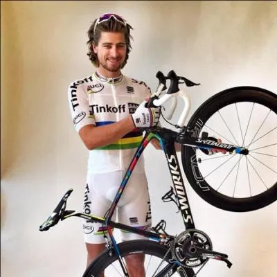 Qui est ce coureur ayant été champion du monde 2015 à Richmond ?