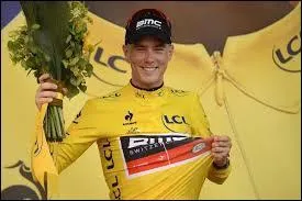 Qui est ce coureur ayant été le premier maillot jaune du Tour de France 2015 ?