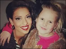 A-t-elle un enfant ?