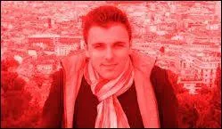 Lui, c'est Siphano ! Son compte YouTube a été piraté à trois reprises, et son pseudonyme est actuellement "Siphano13". Pourriez-vous me donner le prénom de ce grand fan de Minecraft ?