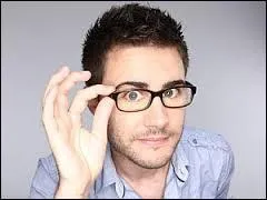 Cyprien sursauta. « Attendez les filles. Une fête en Pologne ? Nous sommes des youtubeurs français, et personne ne nous connaîtra en Pologne ! Faisons-le dans un endroit que je connais très bien... »