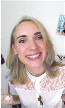 Est-ce que la jolie Natoo est une vraie blonde ?