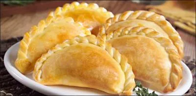 A quoi sont farcis les "empanadas" espagnols ?