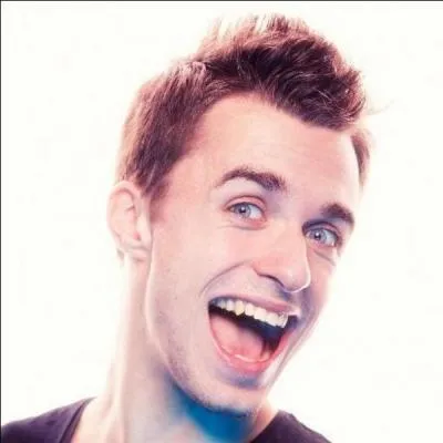Qui est le meilleur ami de Squeezie ?