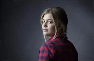 Comment s'appelle cette chanteuse que (normalement) tout le monde connaît ?