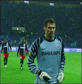 Par quel club français le Suédois Andreas Isaksson est-il passé entre 2004 et 2006 ?