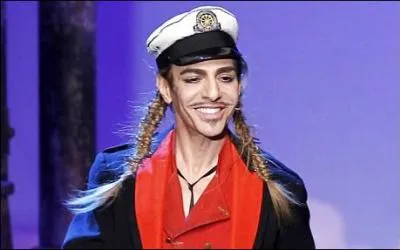 Quel âge a John Galliano ?
