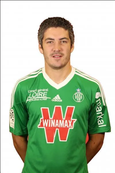 C'est un ancien joueur du Stade Rennais. Qui est-il ?