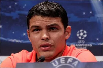 Comment s'appelle la femme de Thiago Silva ?