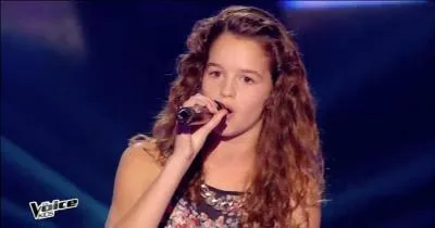 Quelle chanson a-t-elle chantée aux auditions à l'aveugle ?