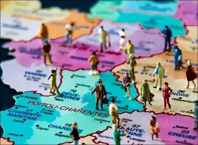 Adoptée par l'Assemblée nationale en décembre 2014, la réforme de 2015 fait passer le nombre de régions françaises de...