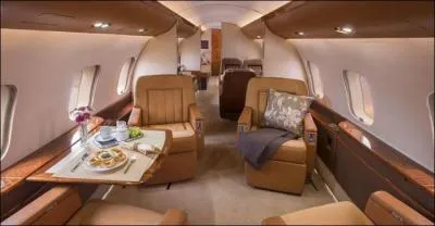 Il n'y a pas que les présidents et les acteurs américains (ah bon, parce que ce n'est pas la même chose ?) qui volent au secours de leur gloire : Oprah Winfreh, Steven Spielberg... Qui d'autre possède le même ?