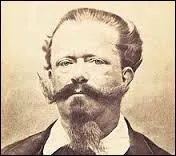 Quel est le prénom complet de Pompon-Levainville ?