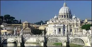 Voici la basilique Saint-Pierre (Vatican, Italie).