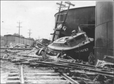 Tempête meurtrière au Bangladesh - Le 13 novembre 1970, une tempête ravagea la ville de Bangladesh. Combien de victimes sont mortes à cause de l'inondation du delta du Gange ?