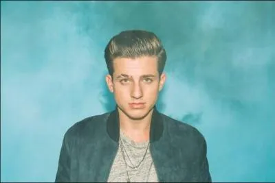 Quand Charlie a-t-il commencé sa chaîne YouTube ?