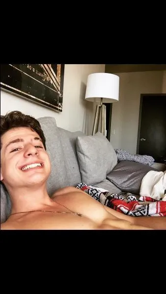 Quel est son vrai nom ?