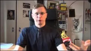 Qui est ce youtubeur étrange ?