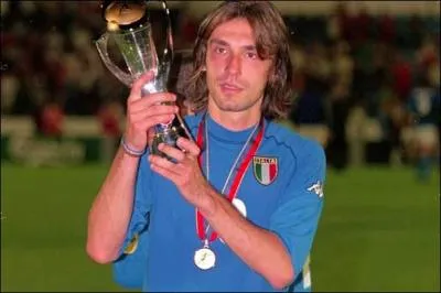 Combien de sélections compte-il en espoirs ?