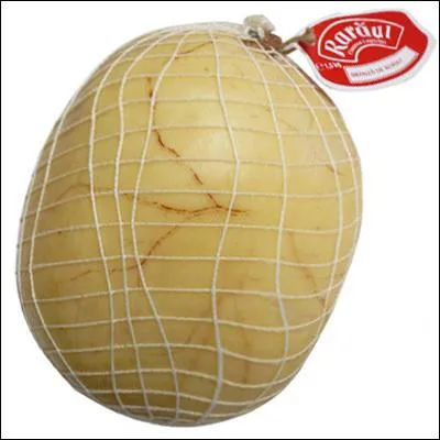 Le "Brânză de burduf" est un fromage de brebis typique de Transylvanie : il est conservé dans un récipient en bois de pin ou bien... (Complétez ! )