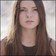 Quel est l'âge de la belle Clara ?