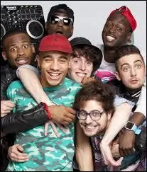 Nous sommes un groupe de potes adeptes des notices. Qu'avons-nous tourné ?